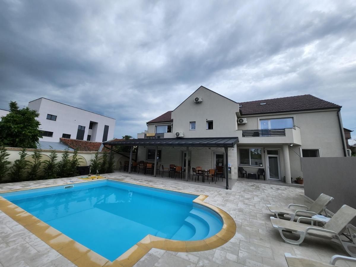 Xo Residence Arad Exterior foto